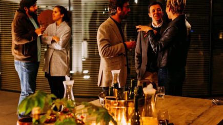 3 How to Prepare Yourself for Socializing or Meeting a Stranger for the First Time